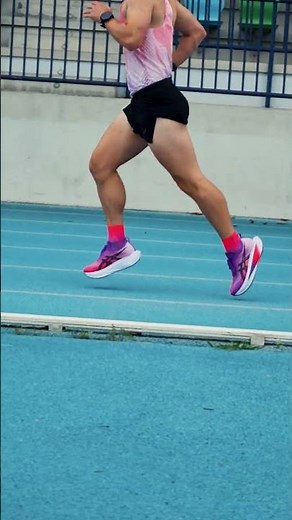 🔥 ASICS Megablast: maximum energy, no plate needed