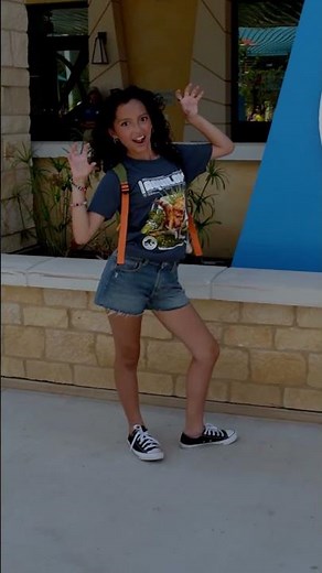 Strike a Pose at the NEW Jurassic World Adventure Camp! | UNIVERSAL KIDS RESORT