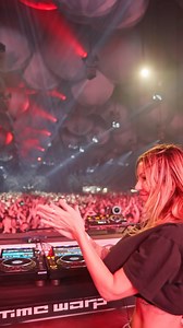 125K views · 2.3K reactions | @time_warp_official by @monaco.visual  #timewarp #deborahdeluca | Deborah De Luca | Facebook