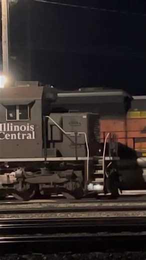 BNSF SD70ACe passing 2 IC SD70’s in Newton