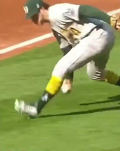 MLB Top Plays (pt 103): Ernie Clement INSANE Play vs Mariners #athletics #mlb #baseball #topplays