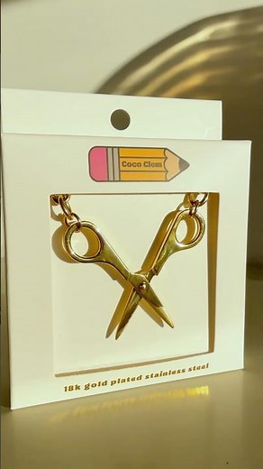Fidget JEWELRY! #jewelry #adhd #adhdawareness #neurodivergent #necklace #crafting #scissors #artist