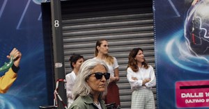 Blusas de verano de Massimo Dutti para las mujeres +50 que quieren ir elegantes y fresquitas