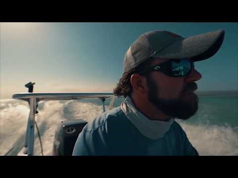 Raymarine Element 7HV GPS Fishfinder with Navionics Maps and HV-100 Transducer MDM530