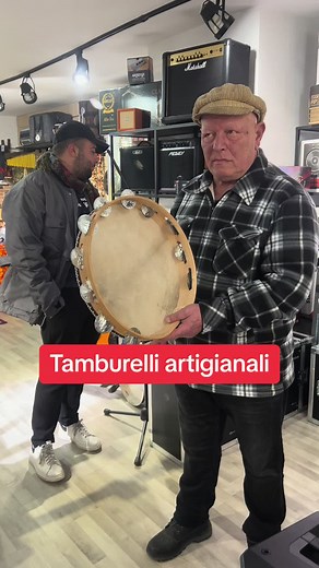 Tamburelli Artigianali: Suoni Tradizionali del Sud Italia