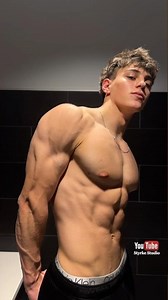 Teen Bodybuilding Fitness Model 18 Yr Old Muscle Pump Matthew Vechkanov Styrke Studio #fitness #abs