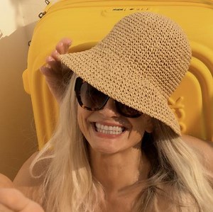 It’s been a while 😜 #happyyogi #dimarioknot #flexytulla #frontbend #frontbendstretching | Tulla Contortion