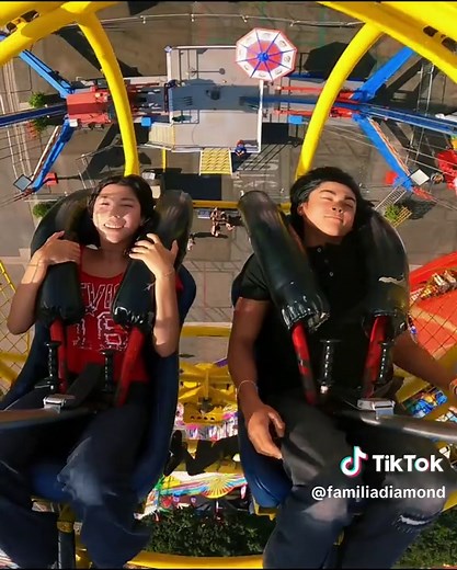 Familia Diamond: Who Screamed First? | Epic Games