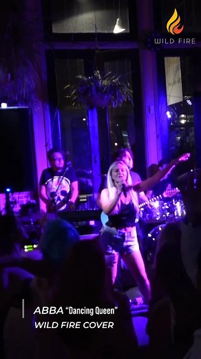 ABBA Dancing Queen Live at Yagas Cafe, Galveston