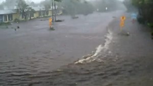 Sanibel Island street cameras show flooding, high winds impact