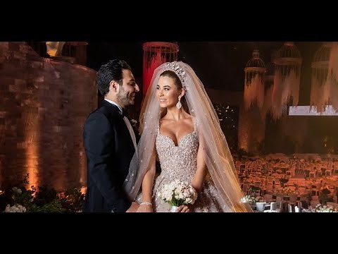 The Bride Is Muslim,The Groom Is Christian, And This Is Their Entrance Song !