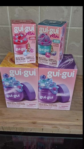 Gui Gui Keyring Unboxing Part 1