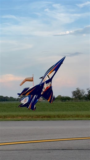 406K views · 3.1K reactions | Hovering Jet Plane doing a full circle #rc #rcjet #jetsoverkentucky #aviationlovers #airplane #tech #science #technology #jetengine #turbine #thrust #vector #hovering #aviation #airshow #aviationdaily #avgeek #aviationphotography #model | Max Chrubasik | Facebook