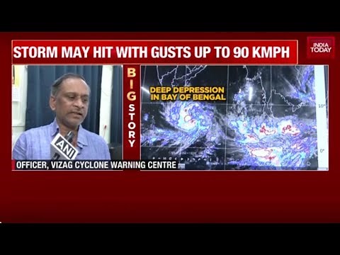 Cyclone Ditwa Intensifies: Heavy Rainfall, 90 kmph Winds & Landfall Alert | Tamil Nadu Weather