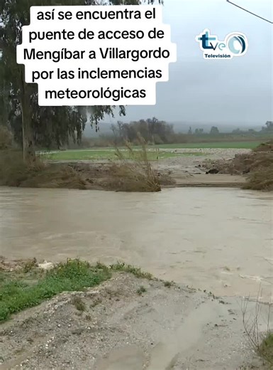 así se encuentra el puente de acceso de Mengíbar a Villargordo por las inclemencias meteorológicas