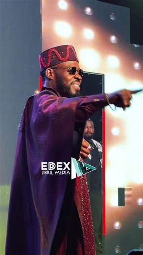 Richard Nii Amarh Quaye Joins Davido on Stage