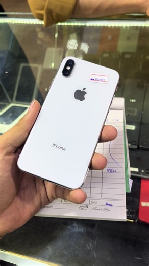 Amazing iPhone X Deal at Moiz Mobile Zone
