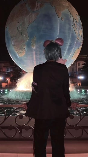 小エビちゃん楽しかったねぇ。次はあそこ行こ〜 #dハロ仮装 #dハロ #ツイステ #twst #フロイド・リーチ