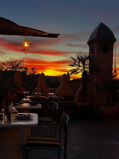 LOVELY MOBYLETTE | VINTAGE SCOOTER TOURS | MARRAKECH | This is our Lovely Sunset Treat. A four-course tapas menu with an aperitif (alcoholic or non-alcoholic), created exclusively for Lovely.... | Instagram