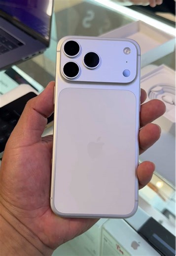 ไอโฟน17โปรแม็กซ์ สีเงิน สวยงามและคุ้มค่ากับราคา