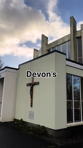 Coolest spot I’ve been such a fun explore #urbex #abandonedplaces #abandoned #church @sw📍 @Dexter @Urbex.Exeter