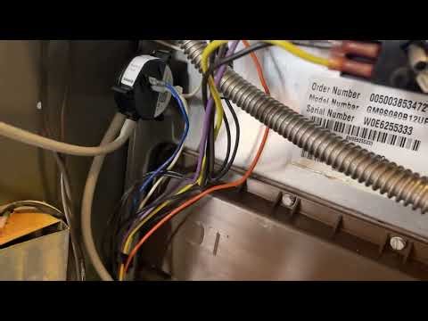 How to Change a Preassure Switch in a Furnace