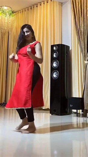 90s Songs❤️#trendingshorts#90shindisongs#evergreenhits#oldisgoldsong#beginnersdancesteps#easydance