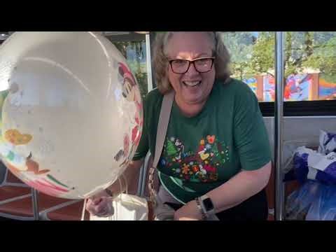 Disney bus driver Shawn taking Sam to Saratoga Springs from Disney Springs @onthatnote