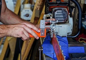 Granberg Chainsaw Sharpener Reviews: Bar Mounted Sharpeners