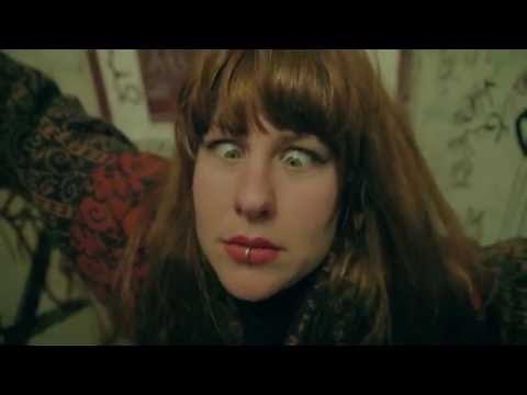 BIGHEADS - EPISODE #04 Precarious poo