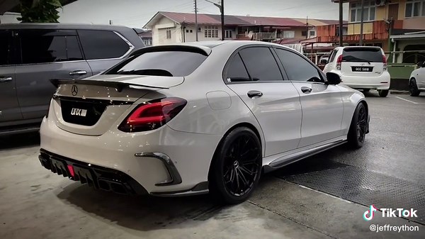 Customize Your Mercedes C200 with These Amazing Modifications!