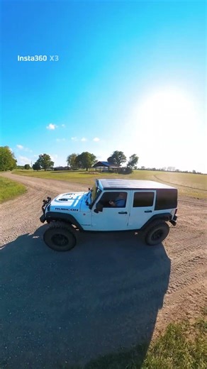 Missouri heading to the tunnel. Beautiful day the best time #jeeplife #adventure