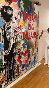 166K views · 3.3K reactions | Mamma och jag har tapetserat tillsammans för första gången och vi är minst sagt nöjda med resultatet. Det här är det första Hamilton ser när han kommer ut från sitt rum. Dröm stora drömmar, min pojke. ✨ | Carina Bergfeldt | Facebook