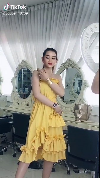 វីដេអូ​របស់ dalux25 (@dalux25) ជាមួយ សំឡេង​ដើម - {Funny Video Game}😂 - KE_HokkY