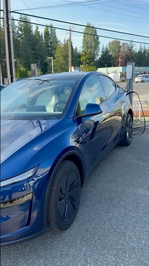Tesla Model Y 2025 | Deep Metallic Blue Refresh Charging Showcase