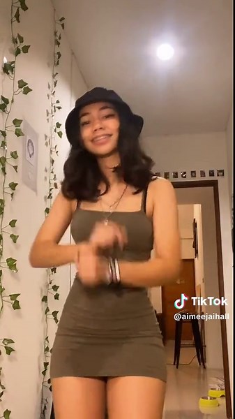 Explore Bucket Hats: Style and Trends for 2020