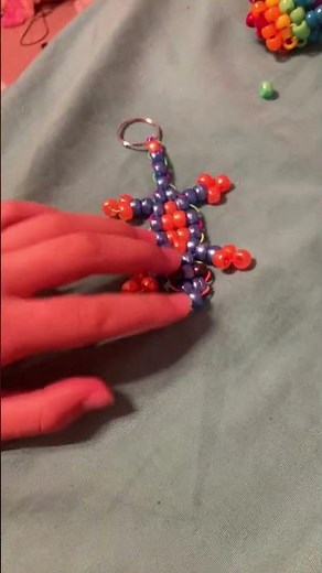 Kandi lizard keychain