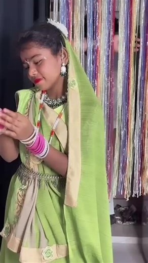 Introducing the "VitaWear SmartBand," a next-generation wearable gadget🎉🎉