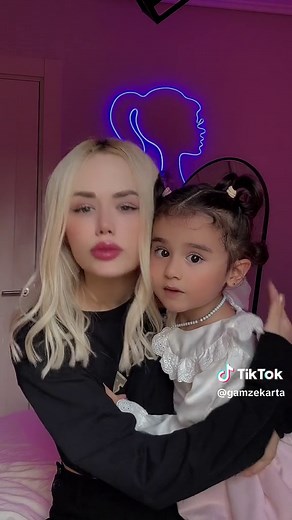 TikTok'ta Güzellik: Eğlenceli Kız Videoları
