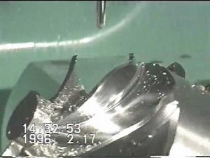 同時5軸制御によるインペラ加工