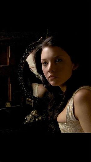 Memes, movies and laughs 🍿 on Instagram: "Sweat was considered dangerous 🎬 The Tudors (2007–2010 — Drama, History, Romance) A Riveting Series About Power, Passion, And Intrigue in the Tudor Court. Follow King Henry VIII as he navigates political alliances, romantic entanglements, and the ruthless world of 16th-century England. Full of ambition, betrayal, and scandal, the show blends historical drama with captivating storytelling, bringing one of history’s most notorious monarchs to life. Epic,