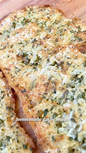 How to Make Garlic Bread | Easy Homemade Recipe