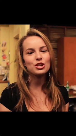 Bridgit Mendler'in İnanılmaz Hikayesi: Uzay Teknolojisi Lideri