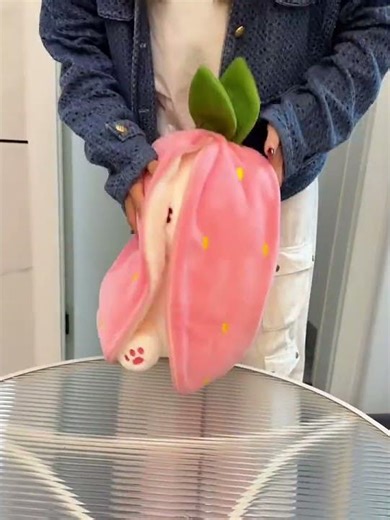 My good friend gave me a carrot rabbit, ing#surprise#shorts#cute exploding#surprise#shorts#cute