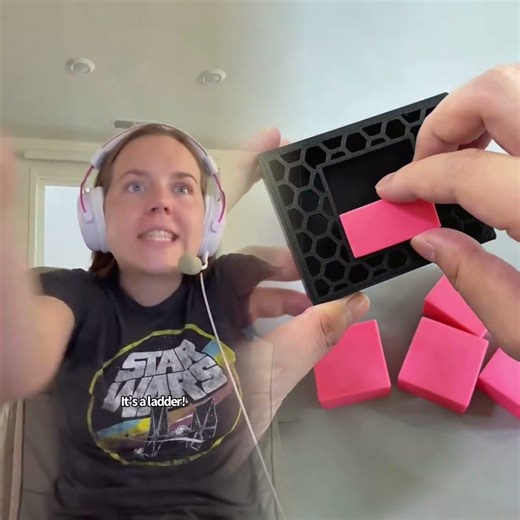 Solutions in point and click games #videogames #relatable #clairbearskits