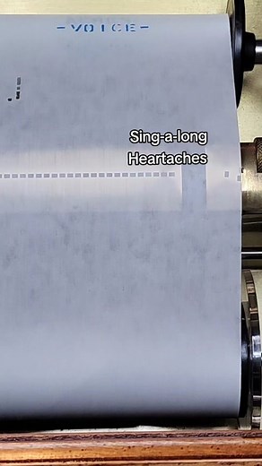 Heartaches. sing the lyrics from the bottom up #shermantheplayerpiano #singalong #heartaches #albowlly #qrs #fyp #piano #music #duet #karaoke