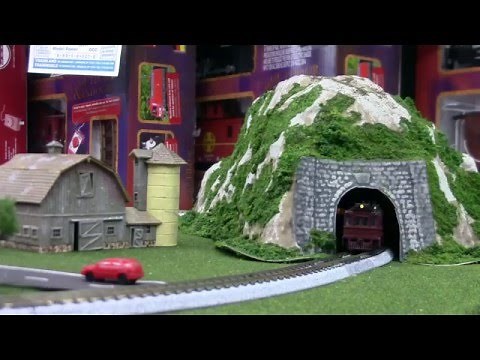 Bachmann N Scale EMC Doodlebug with Trailer Coach with DCC