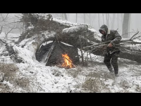 3 Days SURVIVAL in -21°C SNOWSTORM; No Tent, No Sleeping Bag. WINTER Bushcraft Camping