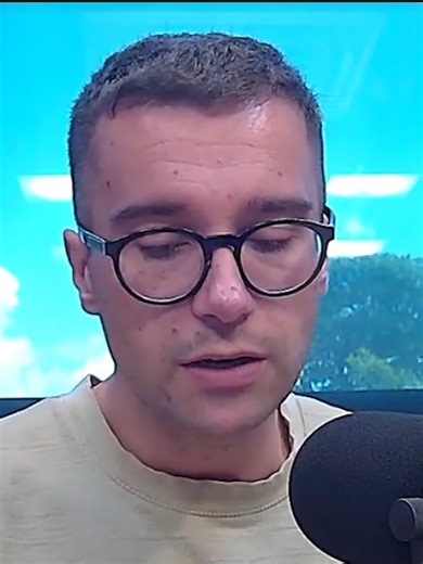 NOVO REFORÇO? 🔵⚫⚪O Grêmio segue no mercado. Desta vez, o alvo é o atacante colombiano Jose Enamorado. O repórter Saimon Bianchini detalhou sobre esse possível negócio no Esportes ao Meio-Dia desta quarta (31). Acha que seria uma boa contratação, torcedor gremista? Oferecimento: Ferramentas Gerais, Tramonto Jeep, Vedacit e Rissul