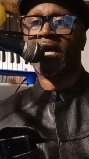 I have been studying up on the Akai XR-20